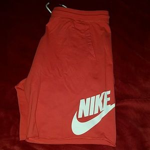 Nike Shorts.